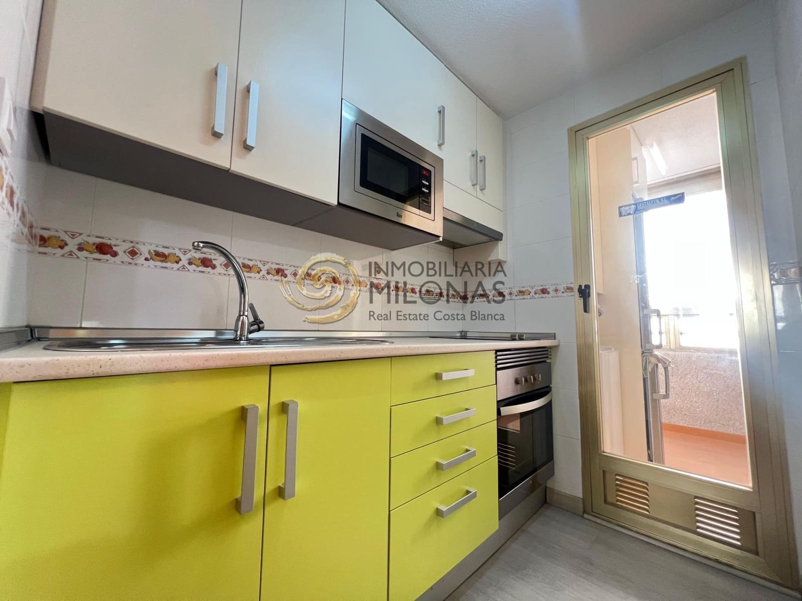 1 bedroom Apartment for sale in Benidorm with pool - € 169,680 (Ref: 9385708)