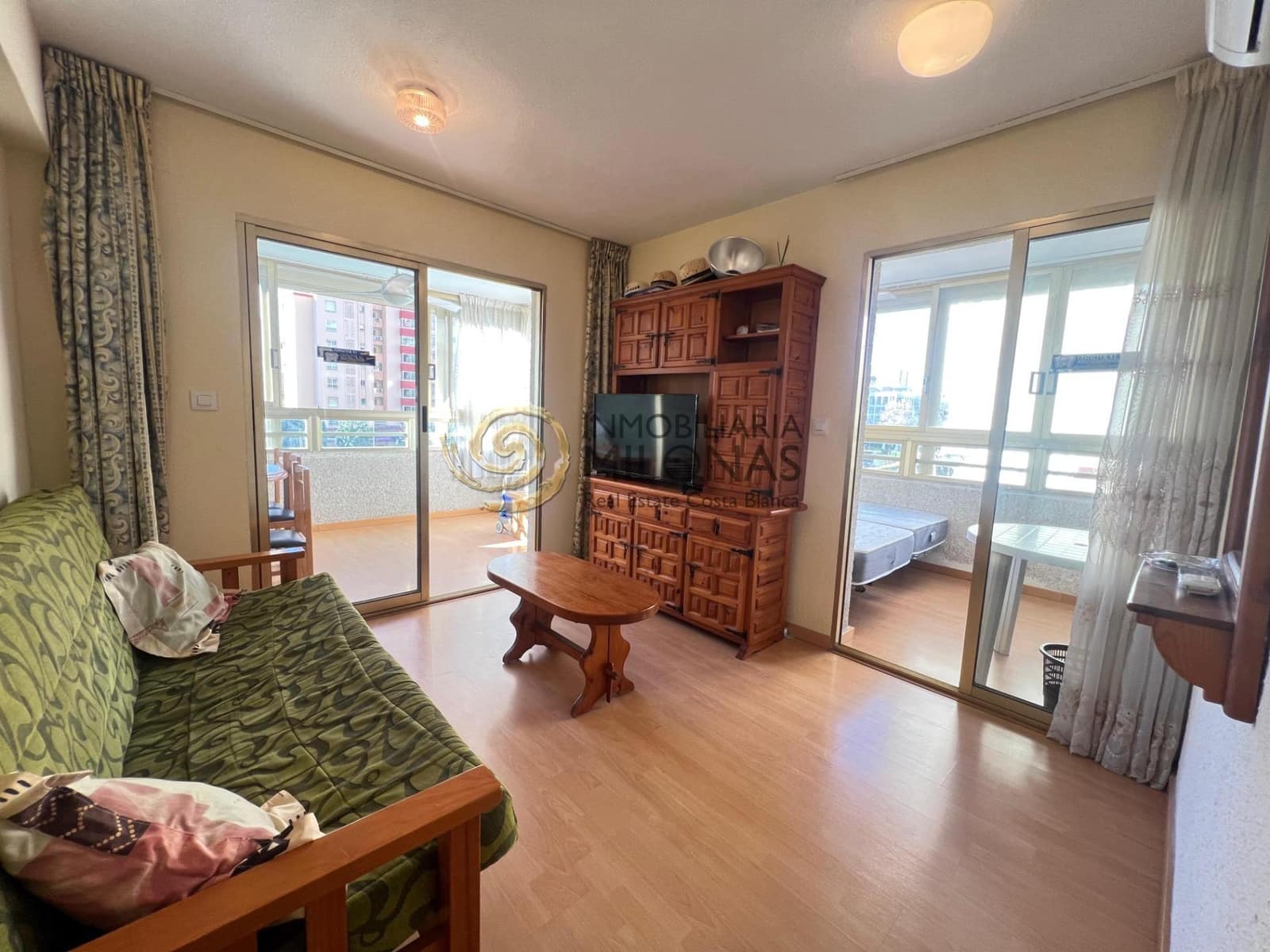 1 bedroom Apartment for sale in Benidorm with pool - € 169,680 (Ref: 9385708)