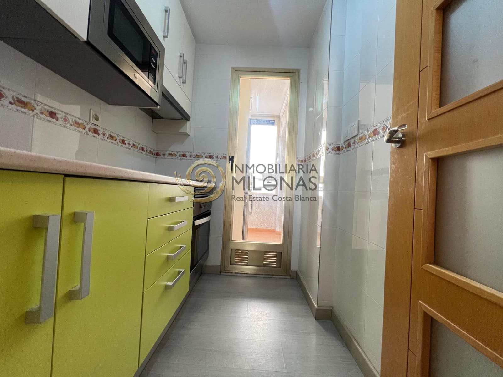 1 bedroom Apartment for sale in Benidorm with pool - € 169,680 (Ref: 9385708)