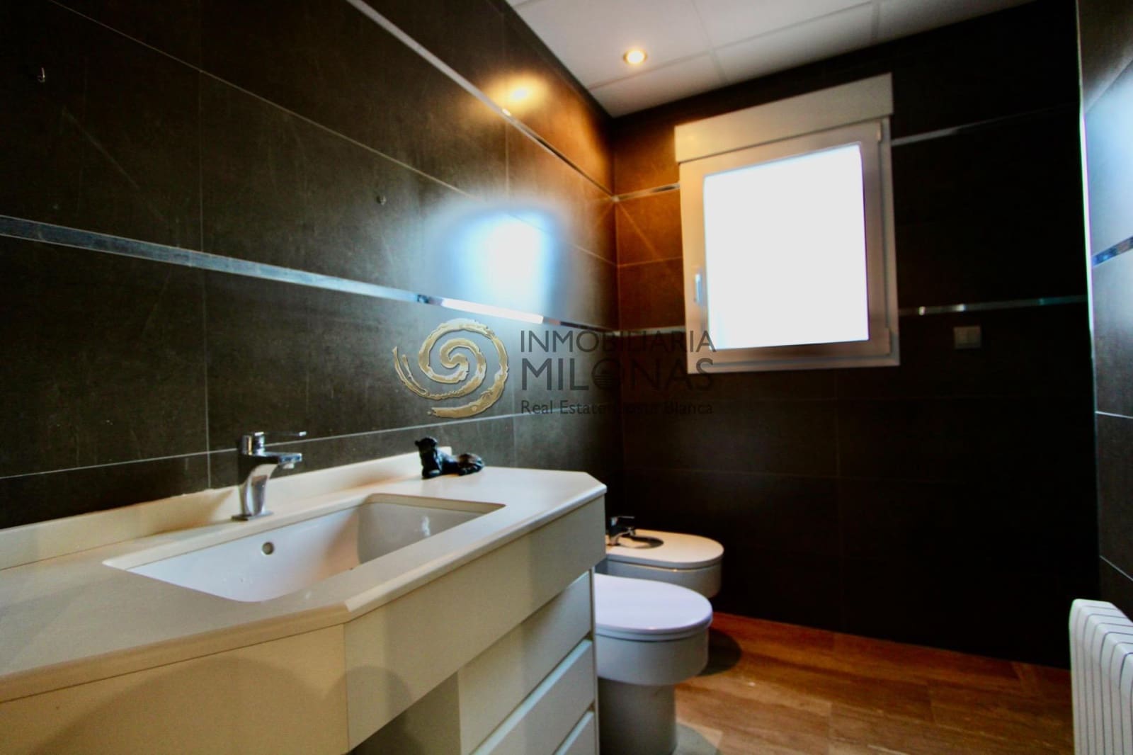 5 soverom Villa til leie i Benidorm med svømmebasseng - € 3 000 (Ref: 9385709)