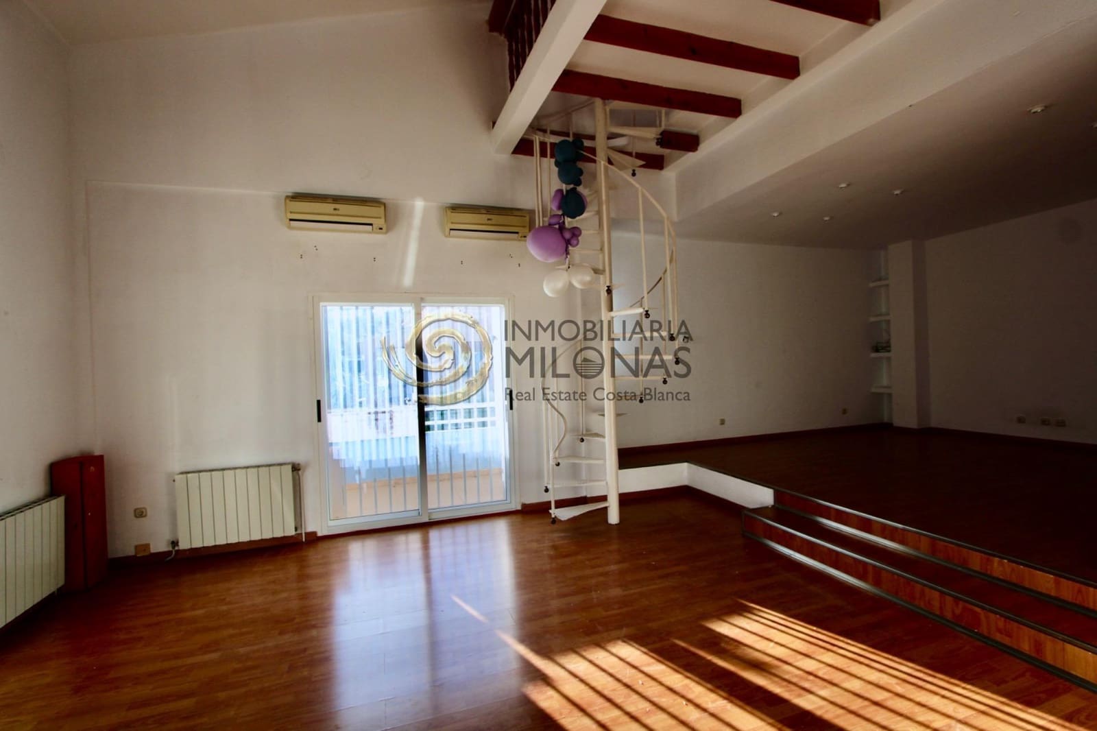 5 soverom Villa til leie i Benidorm med svømmebasseng - € 3 000 (Ref: 9385709)