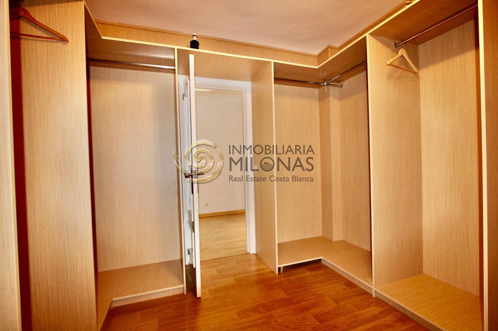 5 soverom Villa til leie i Benidorm med svømmebasseng - € 3 000 (Ref: 9385709)