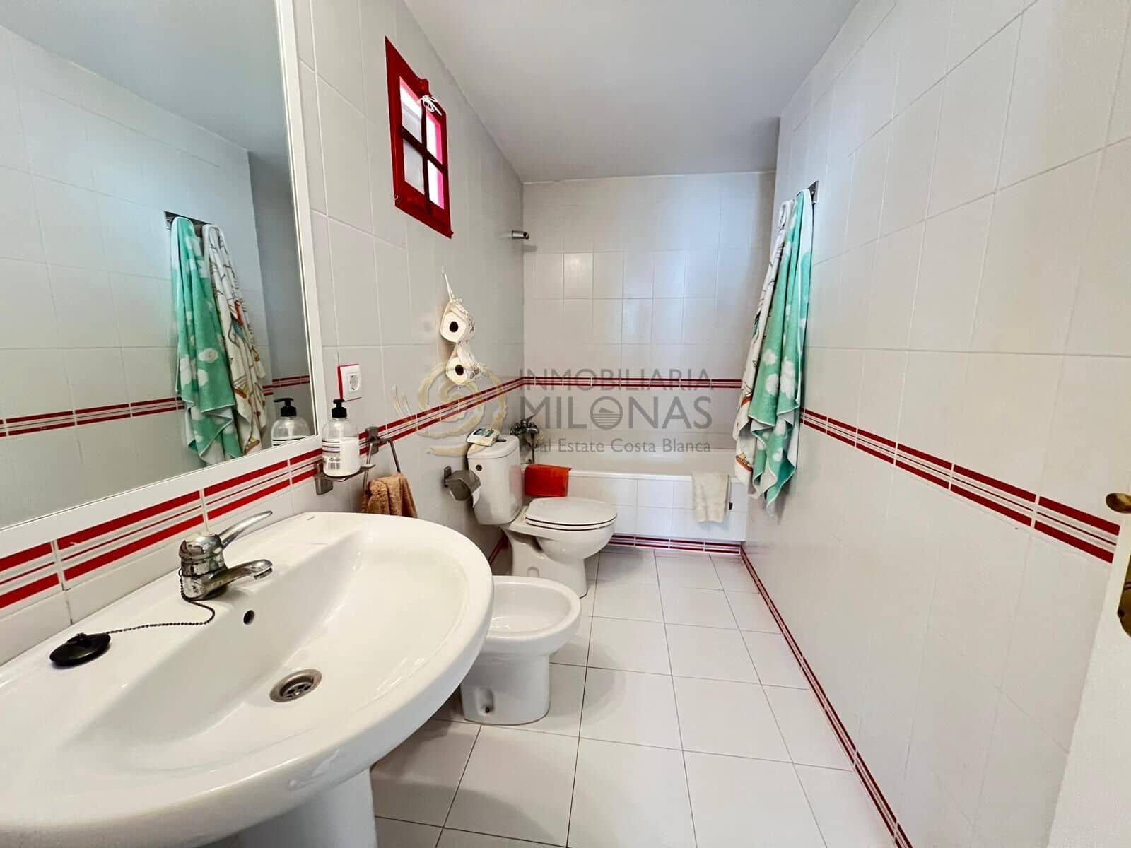 1 soveværelse Lejlighed til salg i Benidorm med swimmingpool garage - € 178.500 (Ref: 9390982)