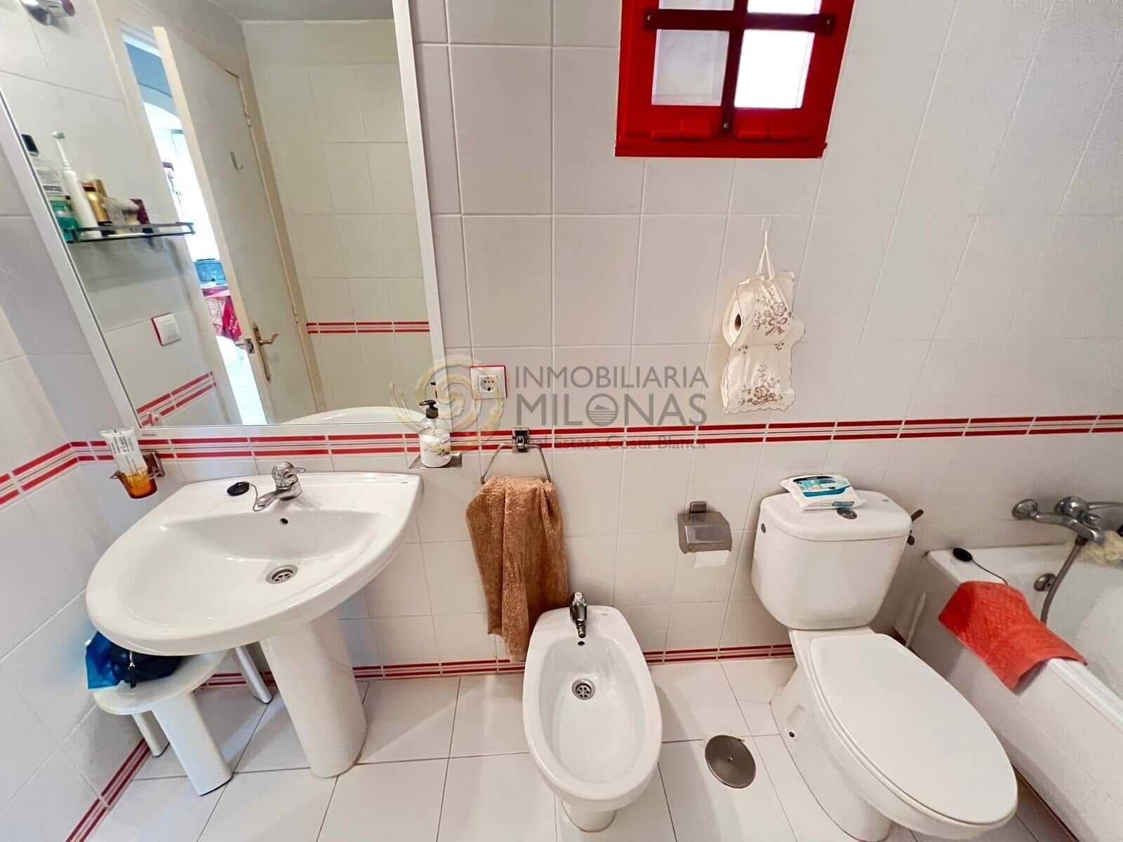 1 soveværelse Lejlighed til salg i Benidorm med swimmingpool garage - € 178.500 (Ref: 9390982)