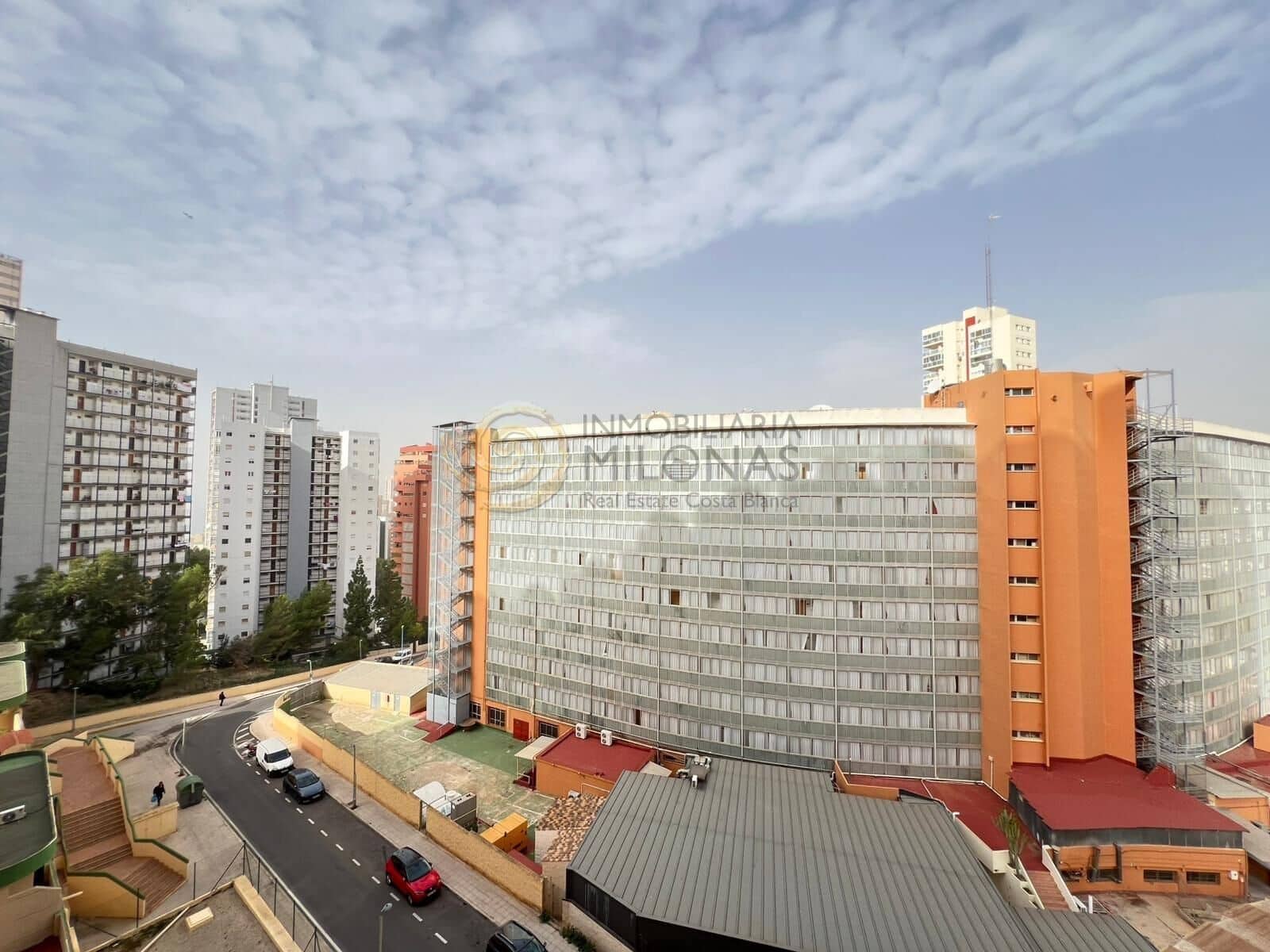 1 soveværelse Lejlighed til salg i Benidorm med swimmingpool garage - € 178.500 (Ref: 9390982)