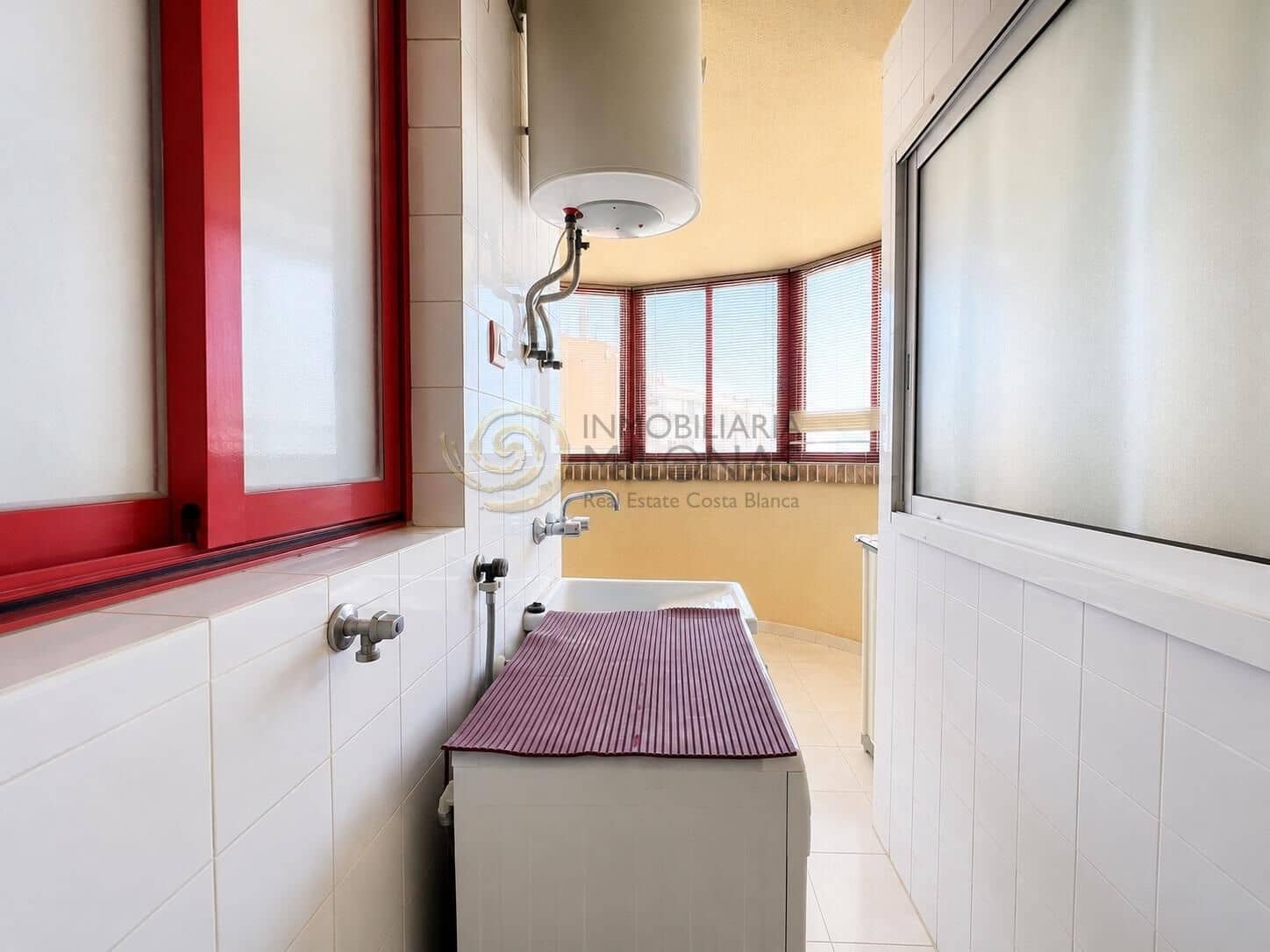 1 bedroom Flat for sale in Benidorm with pool garage - € 189,000 (Ref: 9390982)