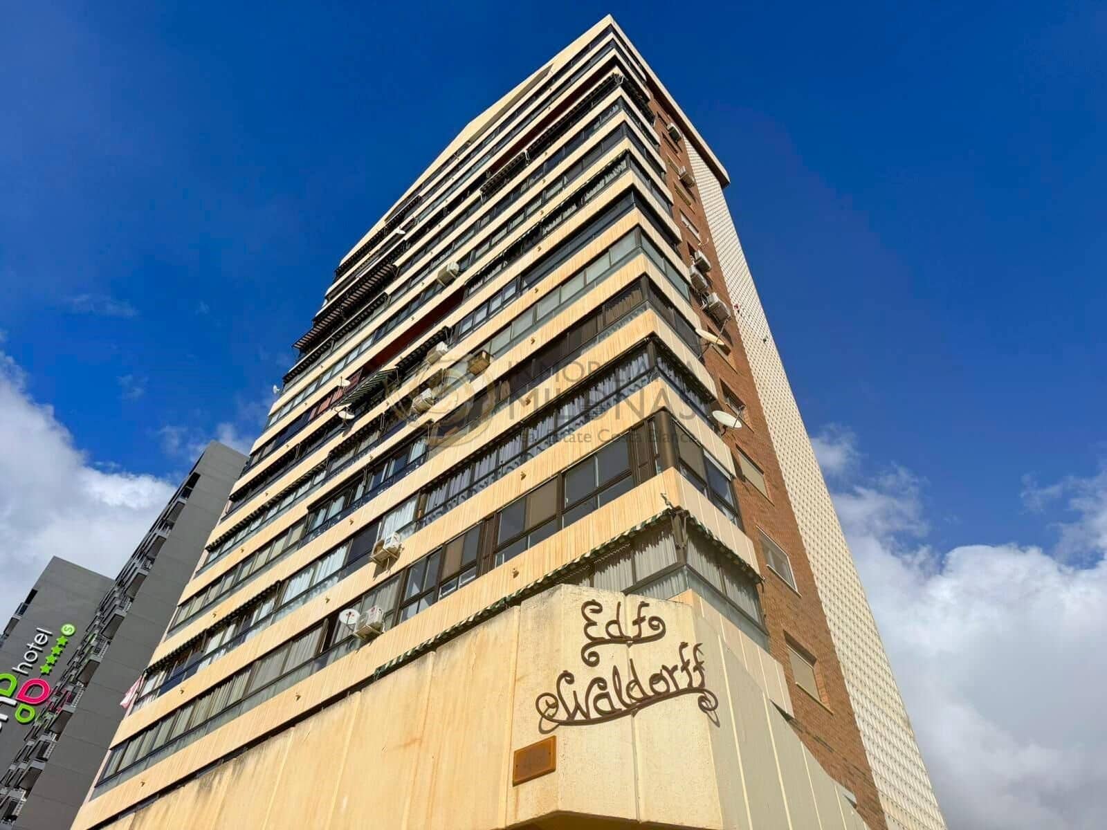 2 sypialnia Apartament do wynajęcia w Benidorm z basenem - 1 200 € (Ref: 9401233)