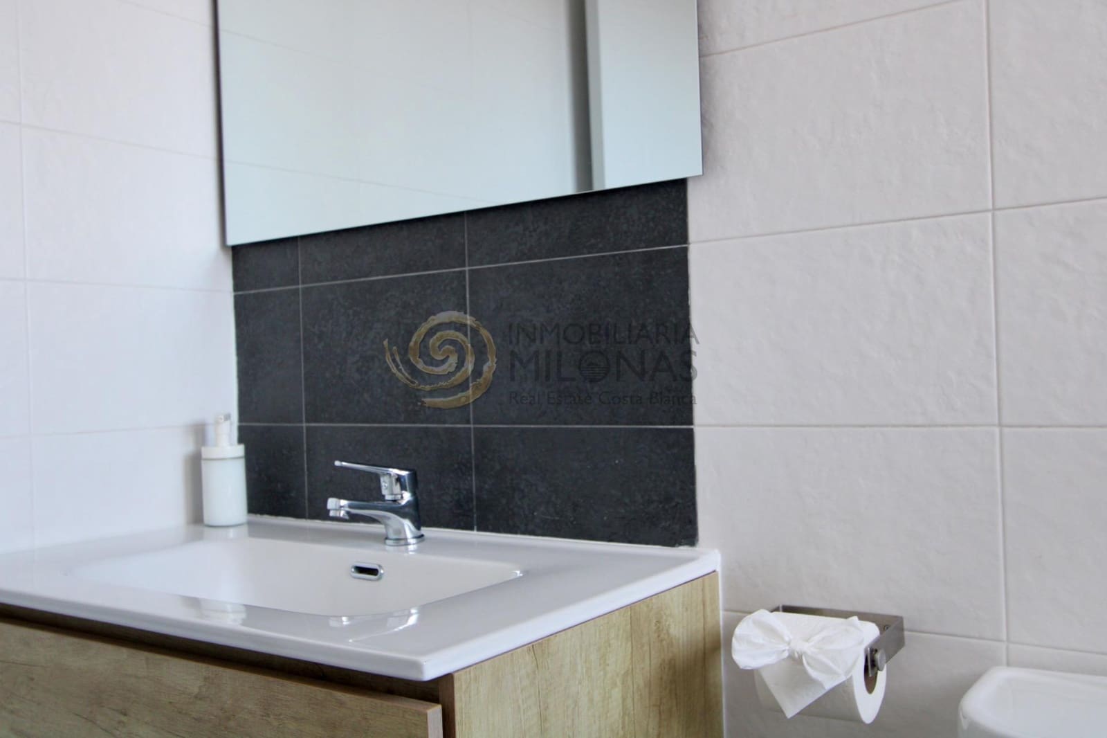 2 soveværelse Lejlighed til salg i Benidorm med swimmingpool garage - € 424.500 (Ref: 9401234)