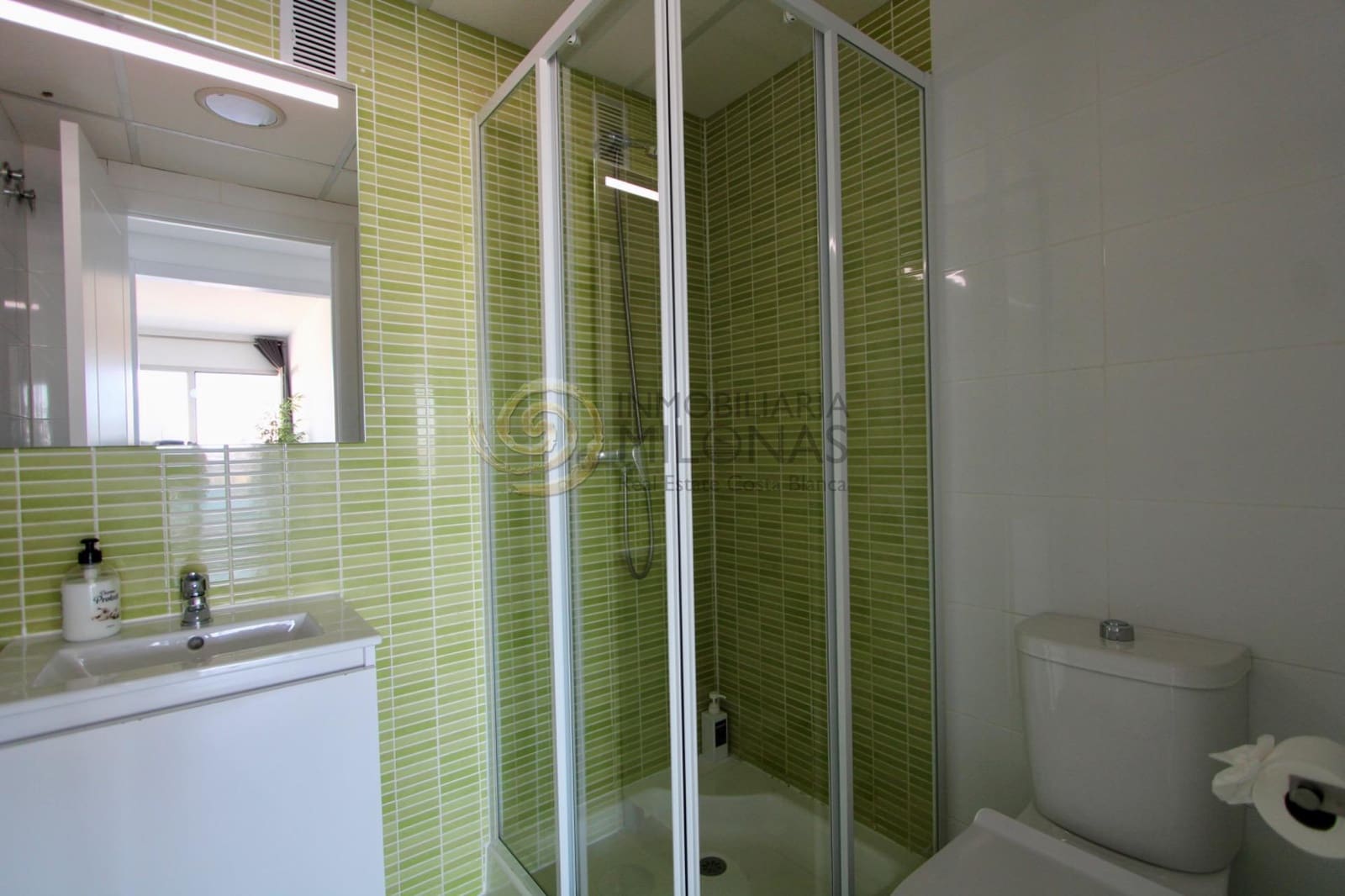 2 soveværelse Lejlighed til salg i Benidorm med swimmingpool garage - € 424.500 (Ref: 9401234)