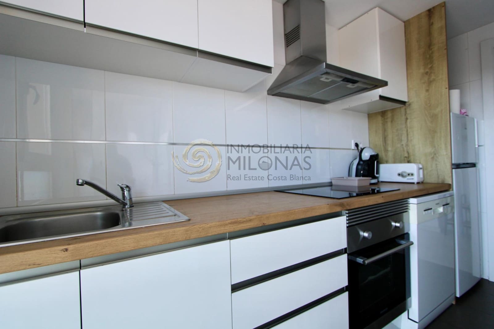 2 soveværelse Lejlighed til salg i Benidorm med swimmingpool garage - € 424.500 (Ref: 9401234)