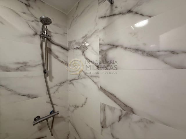 2 soveværelse Lejlighed til salg i Rincón Bajo, Benidorm med swimmingpool - € 250.000 (Ref: 9411066)