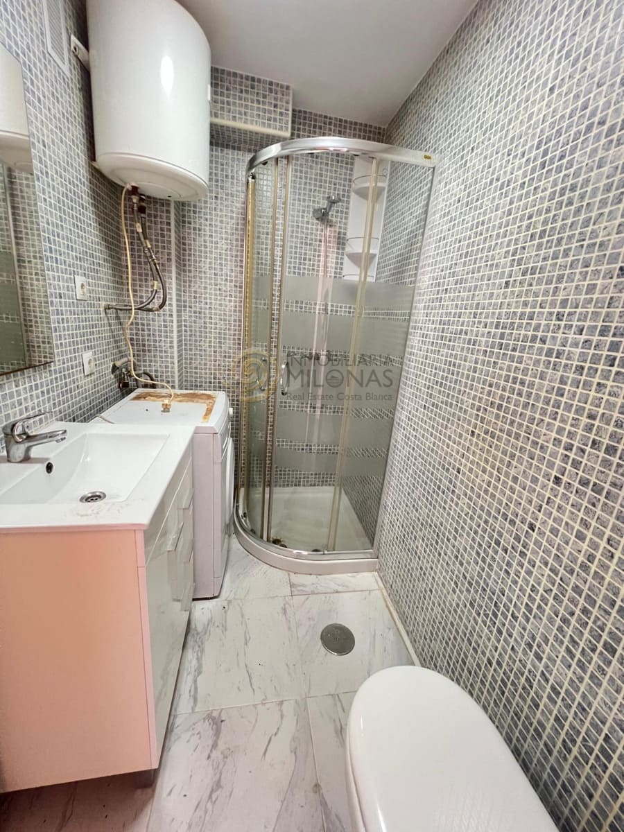 1 makuuhuone Huoneisto myytävänä paikassa Benidorm mukana uima-altaan - 191 000 € (Ref: 9419879)