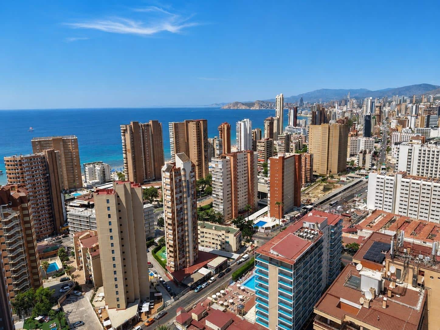 1 sypialnia Apartament na sprzedaż w Benidorm z basenem - 191 000 € (Ref: 9419879)