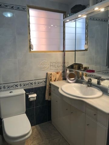 2 soverom Leilighet til leie i Playa Poniente, Benidorm med svømmebasseng garasje - € 1 100 (Ref: 9495369)