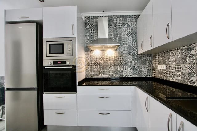 3 bedroom Flat for sale in Centro ciudad, Javea / Xàbia - € 299,000 (Ref: 9543752)