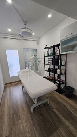 Local Commercial à louer à Playa Levante, Benidorm - 800 € (Ref: 9596255)