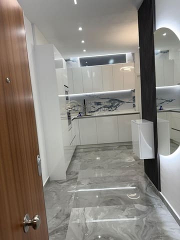 2 soveværelse Lejlighed til salg i Juzgados - Plaza de Toros, Benidorm med swimmingpool - € 180.500 (Ref: 9615625)