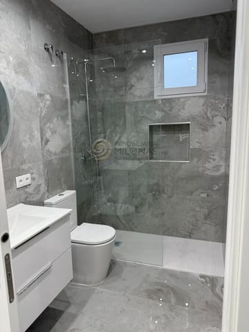 Piso de 2 habitaciones en Juzgados - Plaza de Toros, Benidorm en venta con piscina - 180.500 € (Ref: 9615625)