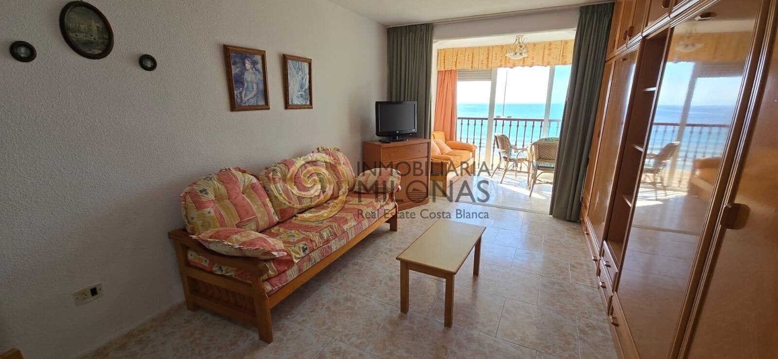 Yksiö myytävänä paikassa Benidorm mukana uima-altaan - 249 900 € (Ref: 9645125)