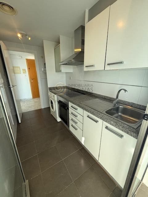 2 soveværelse Lejlighed til salg i Benidorm med swimmingpool garage - € 395.000 (Ref: 9645126)