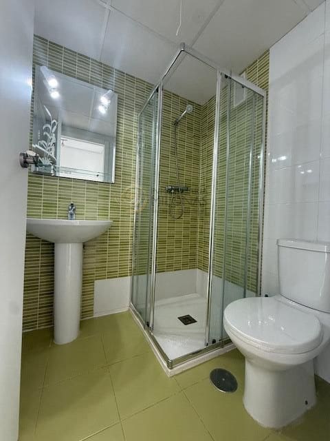 2 soveværelse Lejlighed til salg i Benidorm med swimmingpool garage - € 395.000 (Ref: 9645126)