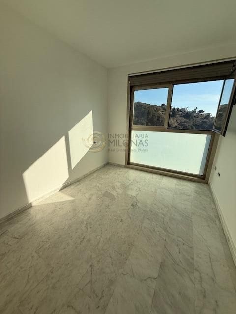 2 soveværelse Lejlighed til salg i Benidorm med swimmingpool garage - € 395.000 (Ref: 9645126)