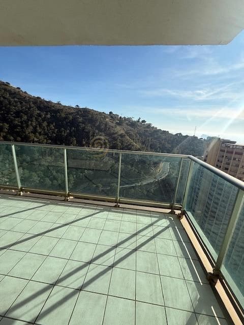 2 soveværelse Lejlighed til salg i Benidorm med swimmingpool garage - € 395.000 (Ref: 9645126)