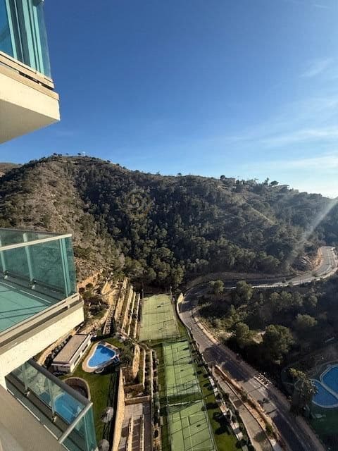 2 soveværelse Lejlighed til salg i Benidorm med swimmingpool garage - € 395.000 (Ref: 9645126)