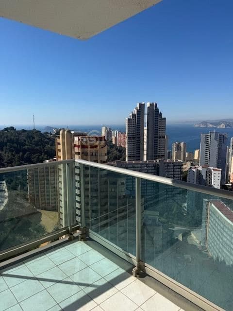 2 soveværelse Lejlighed til salg i Benidorm med swimmingpool garage - € 395.000 (Ref: 9645126)