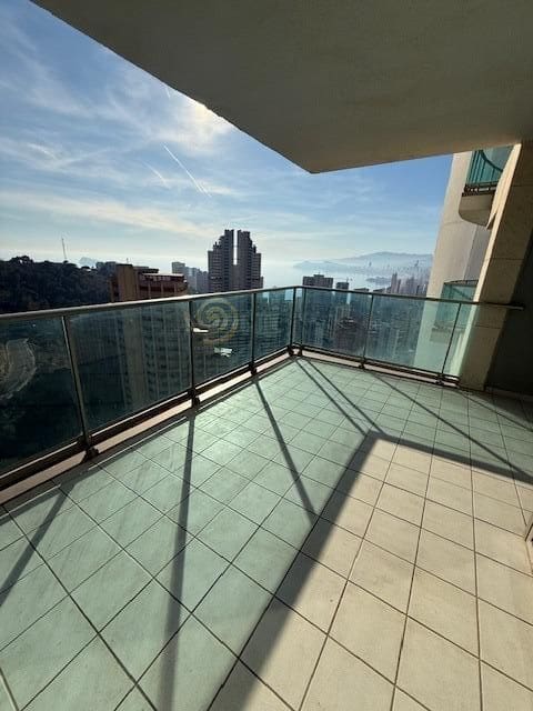 2 soveværelse Lejlighed til salg i Benidorm med swimmingpool garage - € 395.000 (Ref: 9645126)