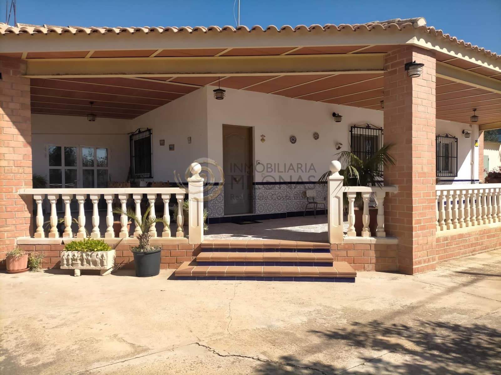 2 slaapkamer Villa te koop in Benidorm met zwembad garage - € 509.000 (Ref: 9648261)