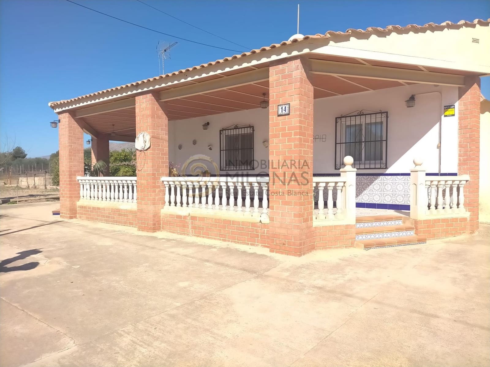 2 slaapkamer Villa te koop in Benidorm met zwembad garage - € 509.000 (Ref: 9648261)