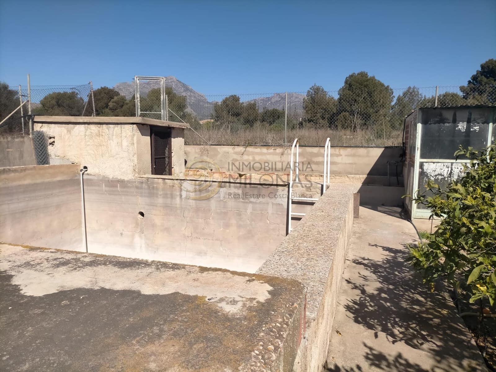 2 slaapkamer Villa te koop in Benidorm met zwembad garage - € 509.000 (Ref: 9648261)