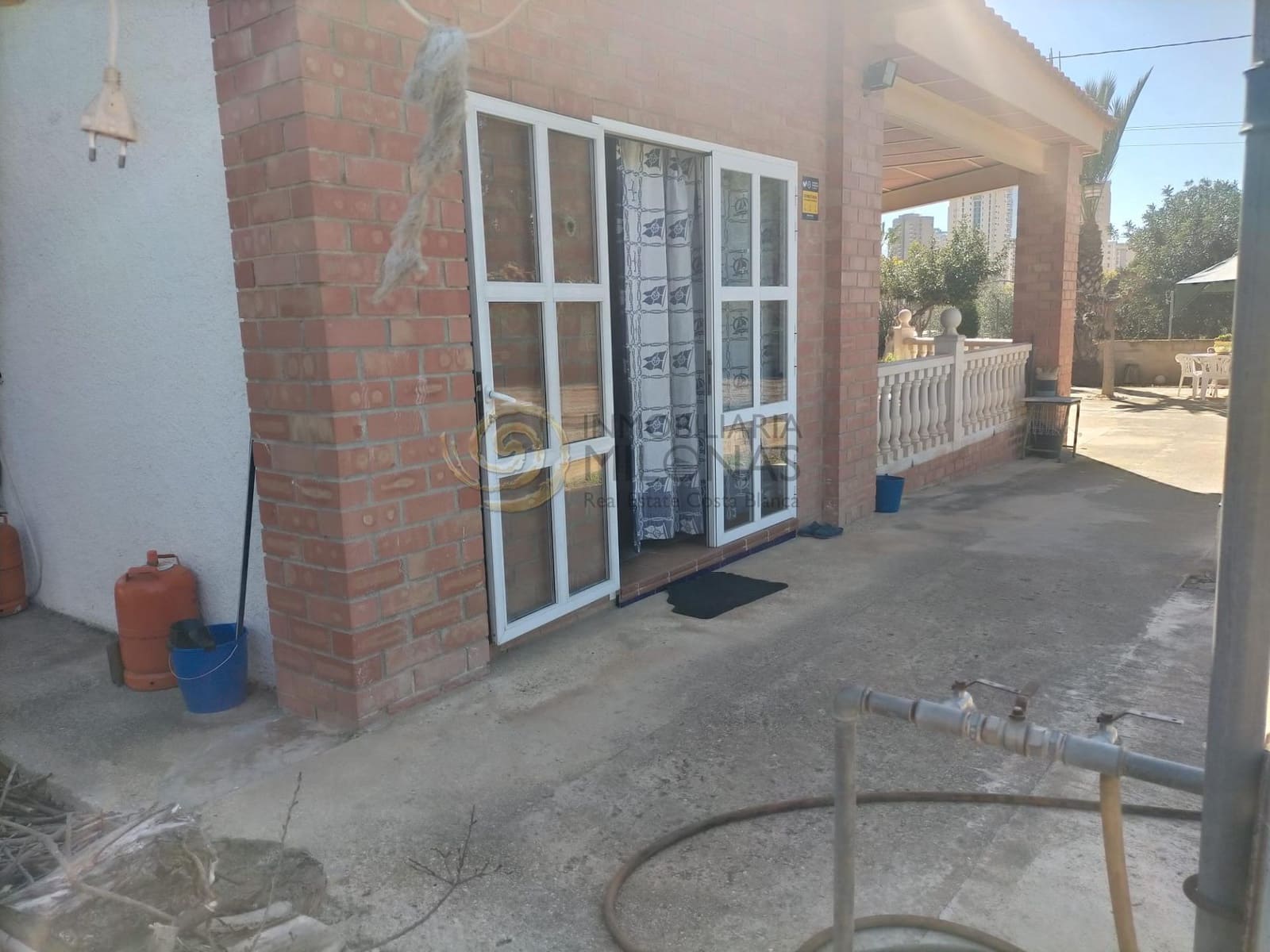 2 slaapkamer Villa te koop in Benidorm met zwembad garage - € 509.000 (Ref: 9648261)