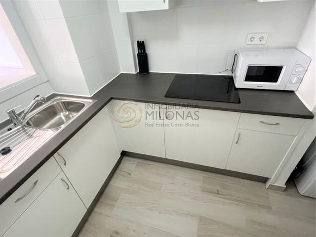 1 slaapkamer Appartement te koop in Benidorm met zwembad - € 169.900 (Ref: 9674325)