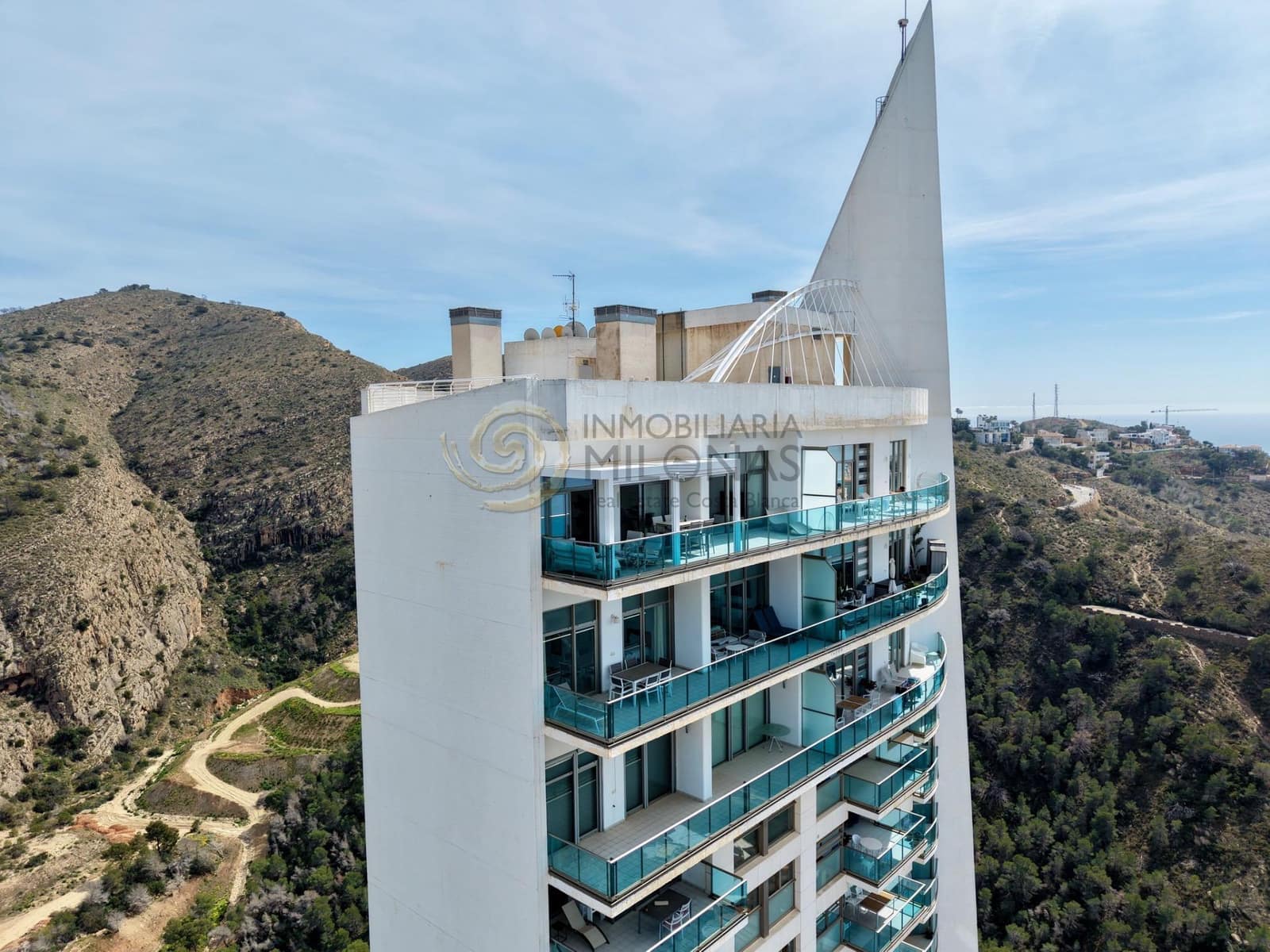 3 soveværelse Penthouse til salg i Benidorm med swimmingpool garage - € 795.000 (Ref: 9707535)
