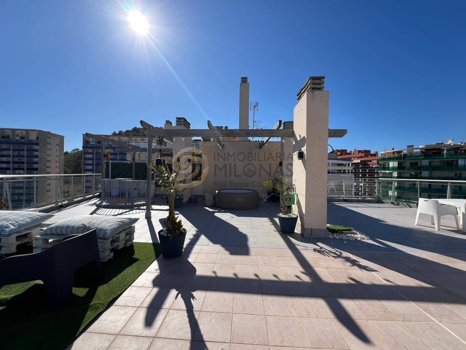 2 Zimmer Penthouse zu verkaufen in La Villajoyosa / Vila Joiosa mit Pool Garage - 450.000 € (Ref: 9712064)