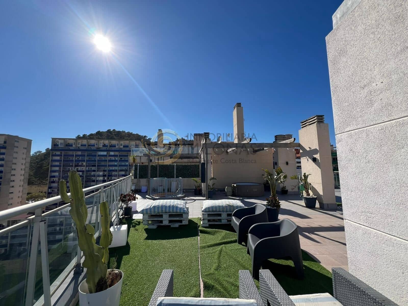 2 Zimmer Penthouse zu verkaufen in La Villajoyosa / Vila Joiosa mit Pool Garage - 450.000 € (Ref: 9712064)