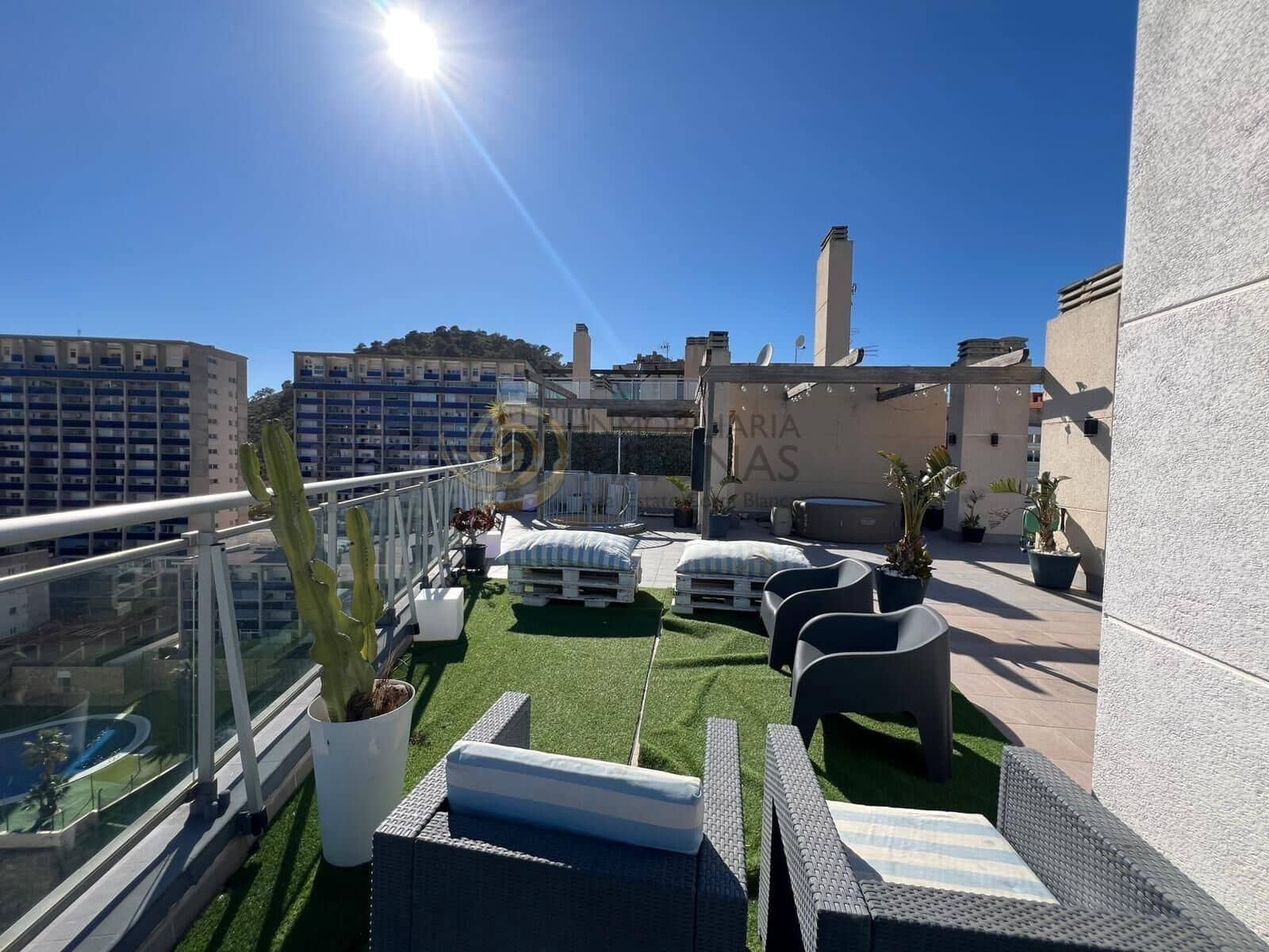 2 Zimmer Penthouse zu verkaufen in La Villajoyosa / Vila Joiosa mit Pool Garage - 450.000 € (Ref: 9712064)