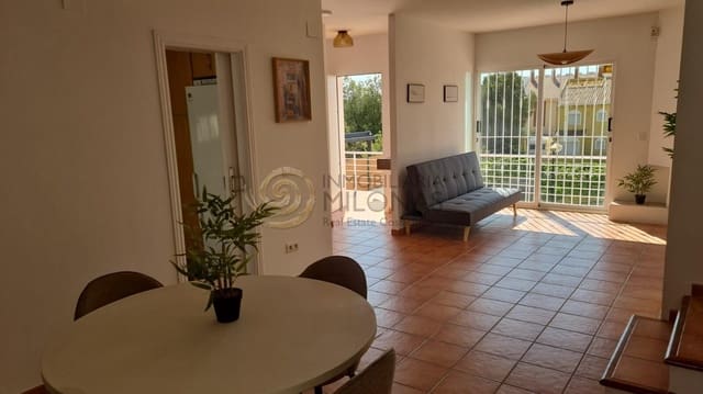 3 quarto Moradia para venda em La Nucia com piscina - 375 000 € (Ref: 9720047)