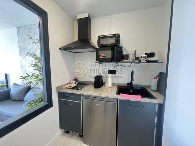 Studio til salg i Playa Levante, Benidorm med swimmingpool - € 261.000 (Ref: 9721790)