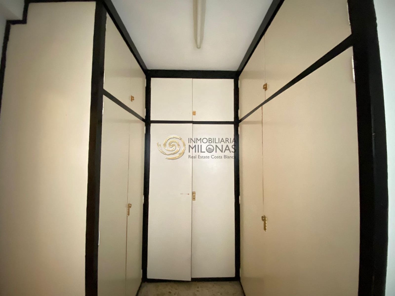 3 sovrum Lägenhet att hyra i Alfaz del Pi / L'Alfas del Pi med garage - 1 200 € (Ref: 9752127)