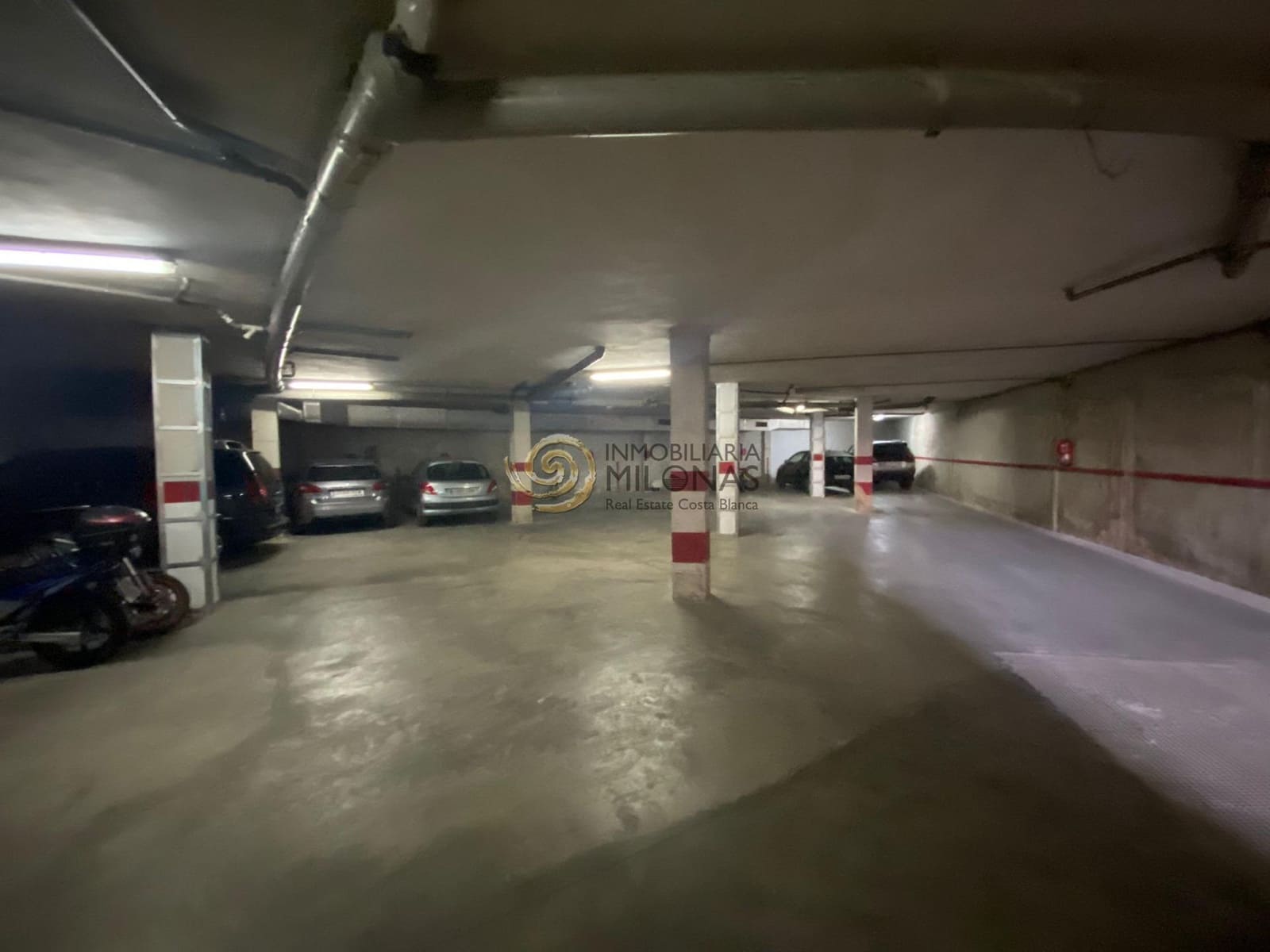 3 sovrum Lägenhet att hyra i Alfaz del Pi / L'Alfas del Pi med garage - 1 200 € (Ref: 9752127)