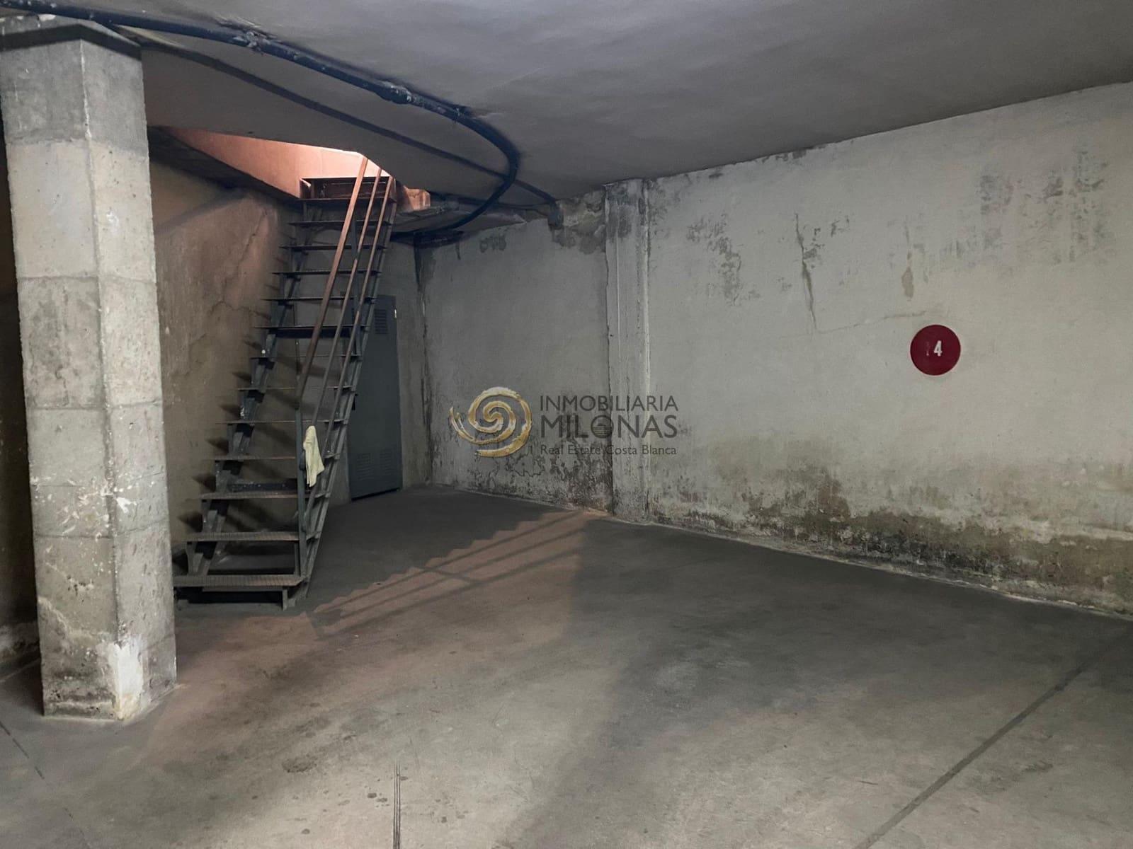 3 sovrum Lägenhet att hyra i Alfaz del Pi / L'Alfas del Pi med garage - 1 200 € (Ref: 9752127)