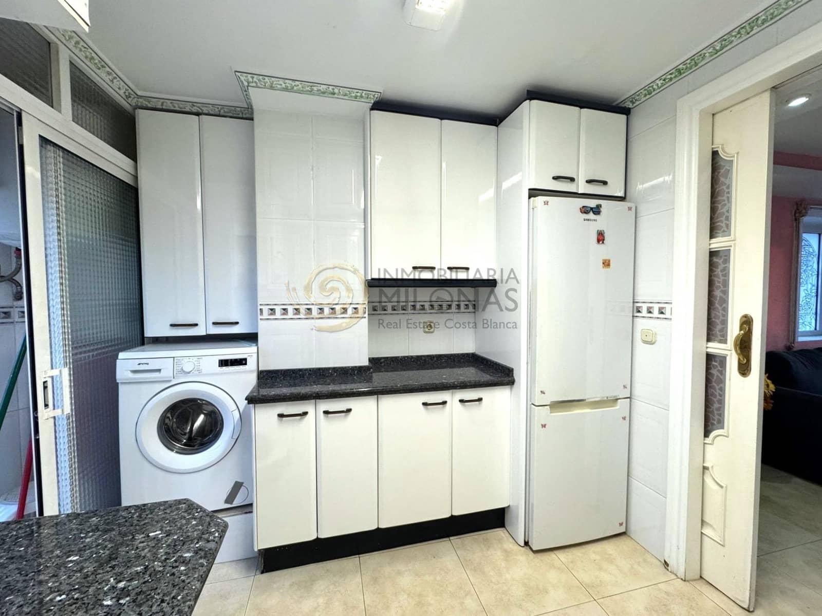 2 soveværelse Lejlighed til salg i Benidorm med swimmingpool garage - € 479.000 (Ref: 9794753)