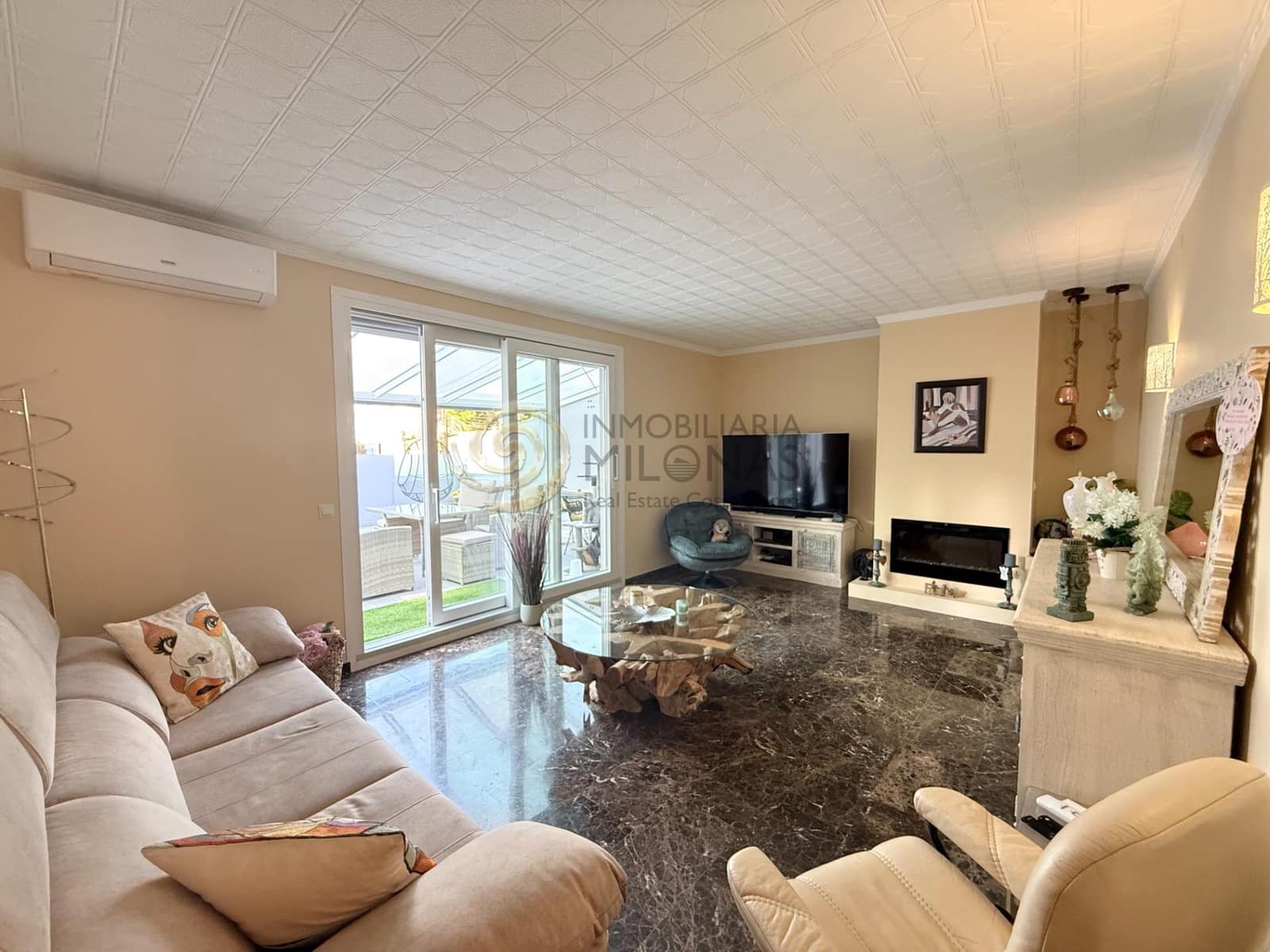 6 bedroom Villa for sale in Benidorm - € 489,000 (Ref: 9797229)