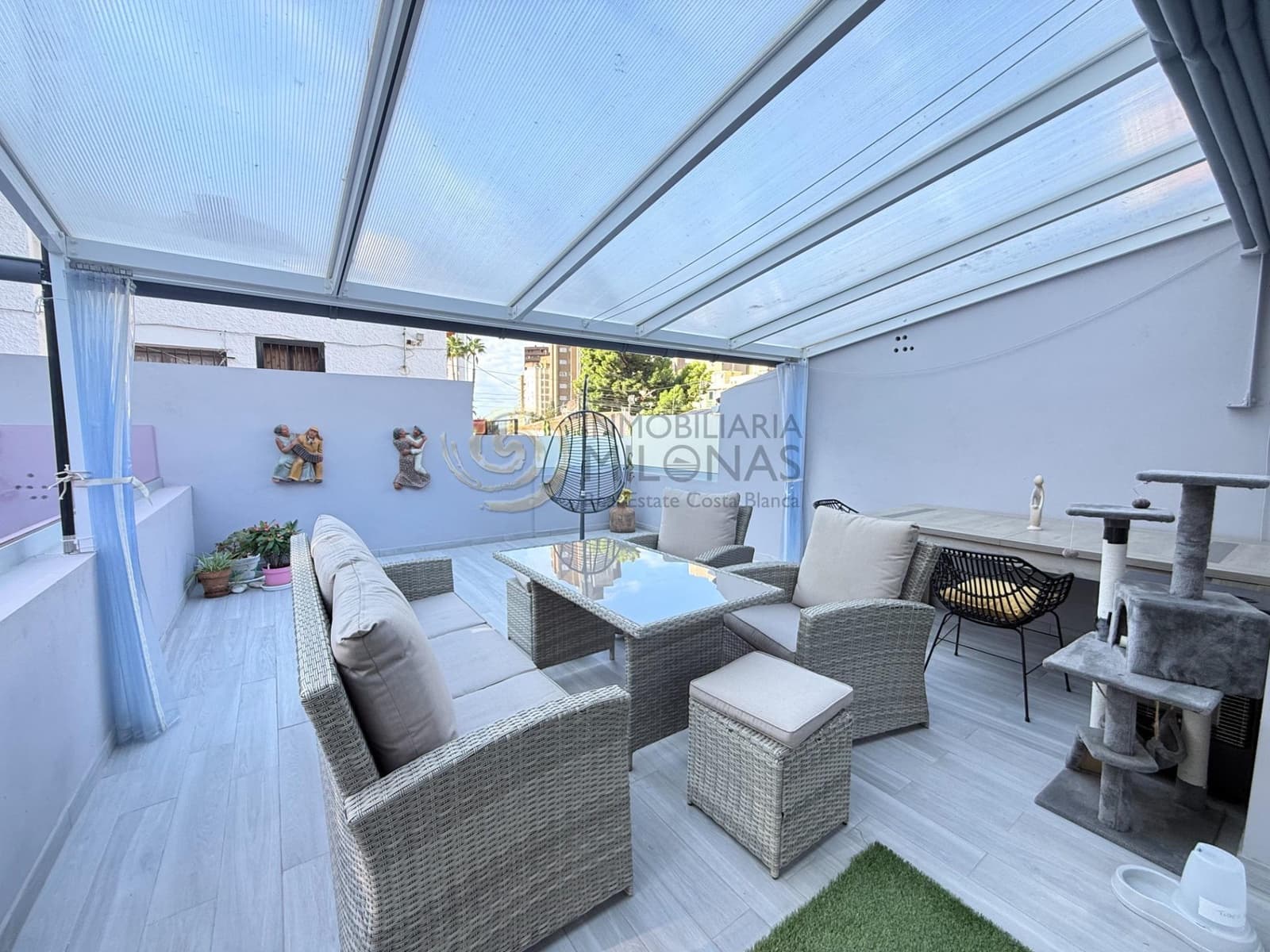 6 bedroom Villa for sale in Benidorm - € 489,000 (Ref: 9797229)