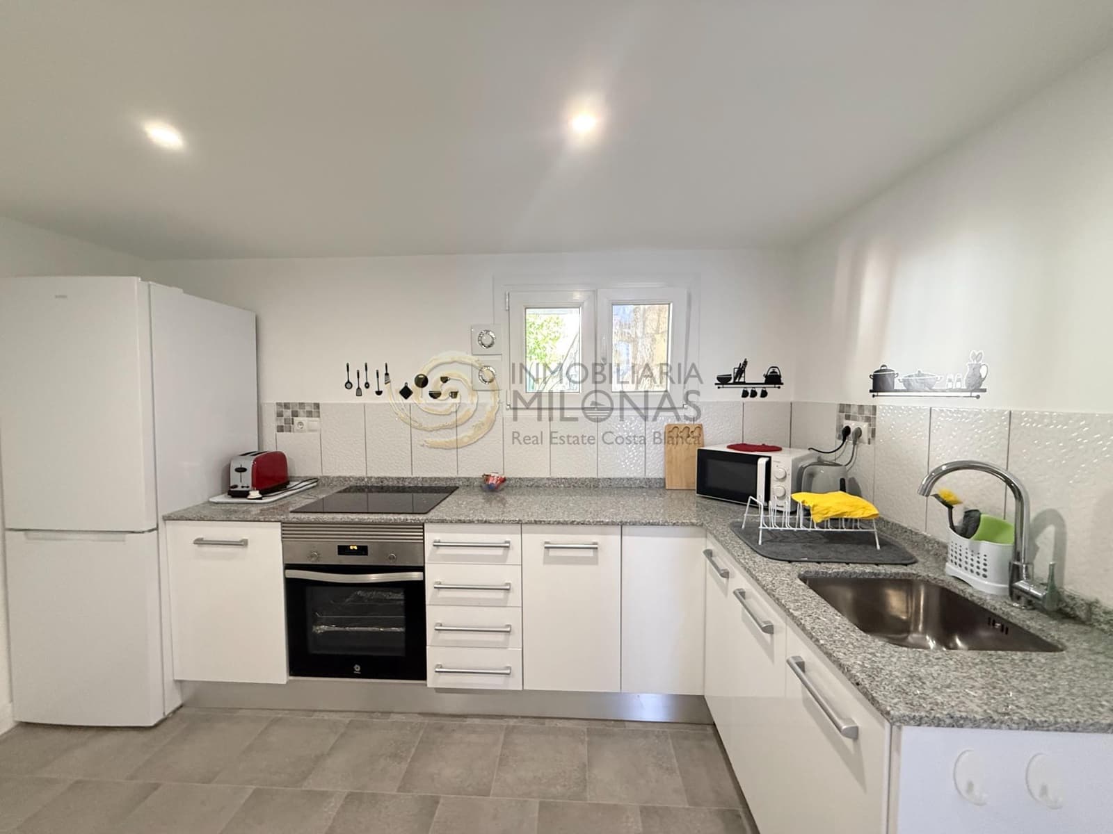 6 bedroom Villa for sale in Benidorm - € 489,000 (Ref: 9797229)