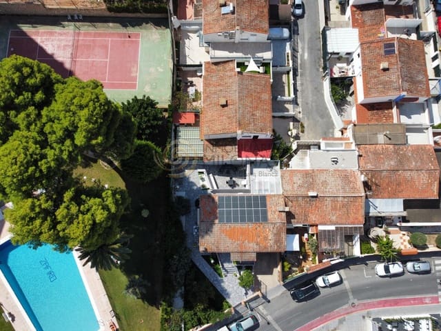 6 bedroom Villa for sale in Rincón Alto, Benidorm - € 489,000 (Ref: 9797229)