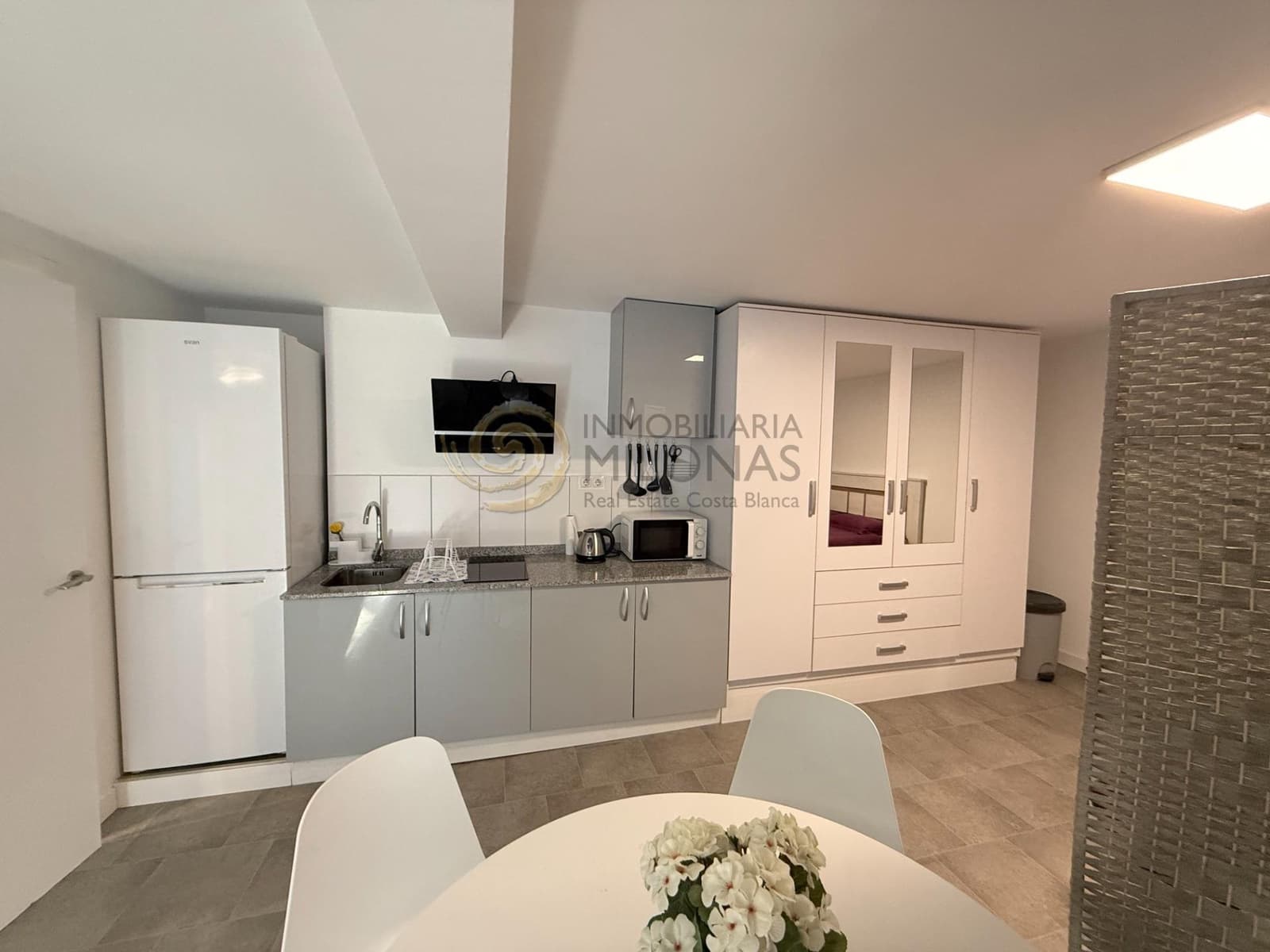 6 bedroom Villa for sale in Benidorm - € 489,000 (Ref: 9797229)